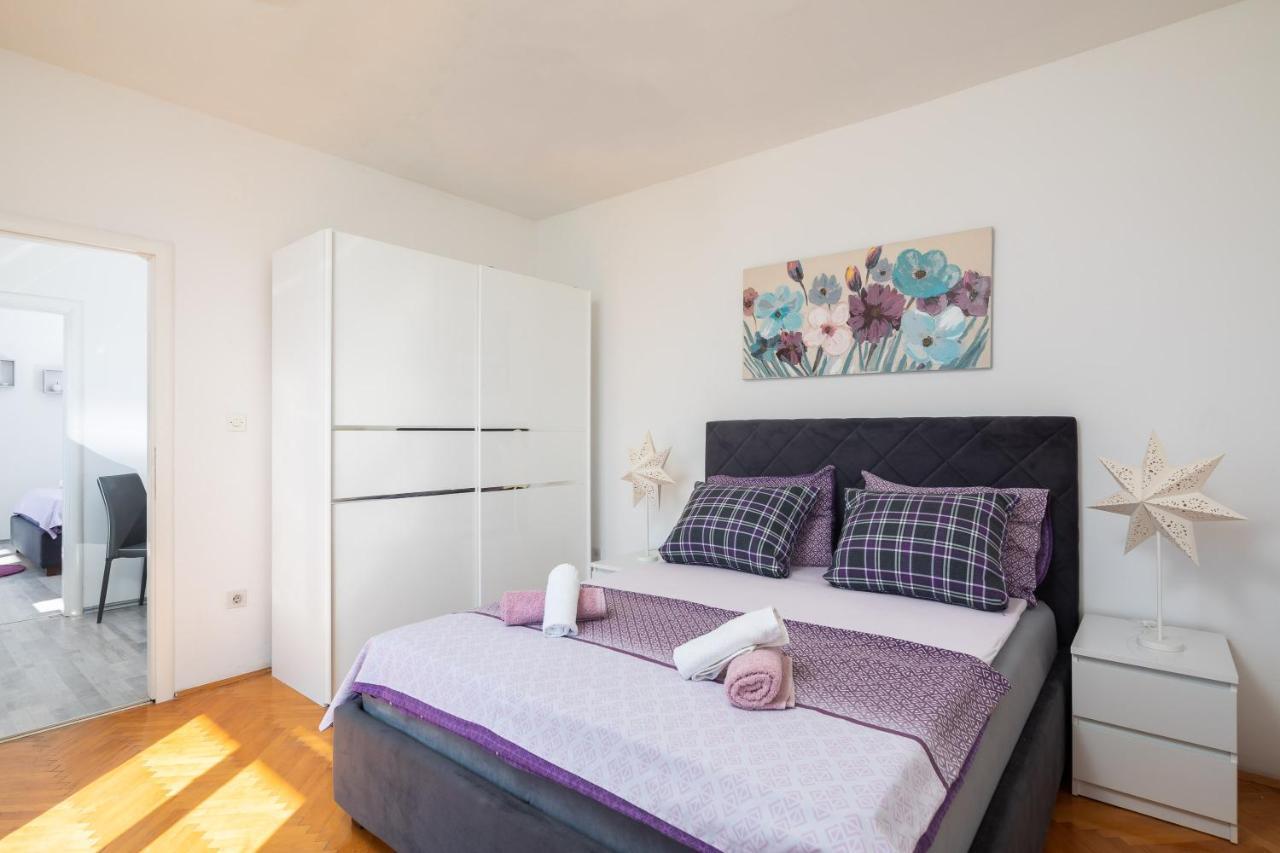 Sky Way Apartments Dugi Rat Luaran gambar